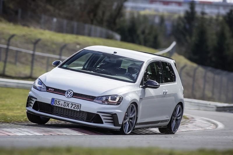 Volkswagen Golf GTI Clubsport S - 36.