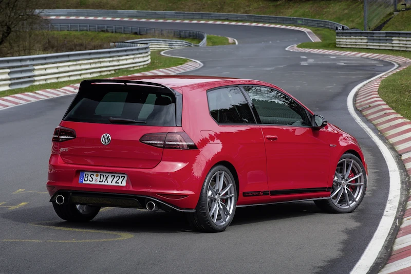 Volkswagen Golf GTI Clubsport S - 32.