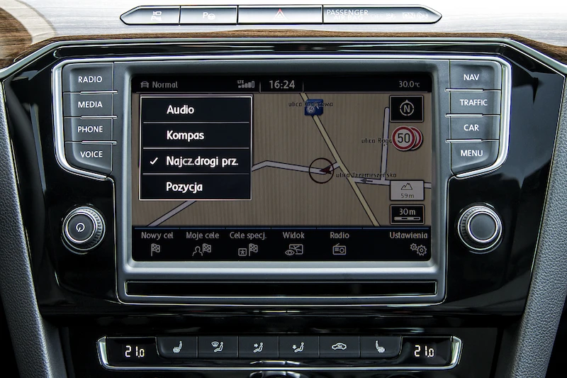 Volkswagen Car-Net - zaawansowany asystent kierowcy - 42.