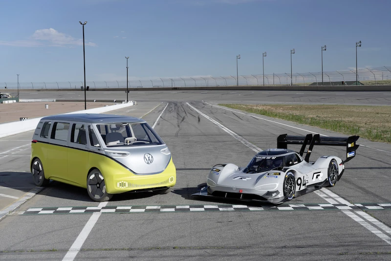 I.D R Pikes Peak bije rekord trasy - 25.