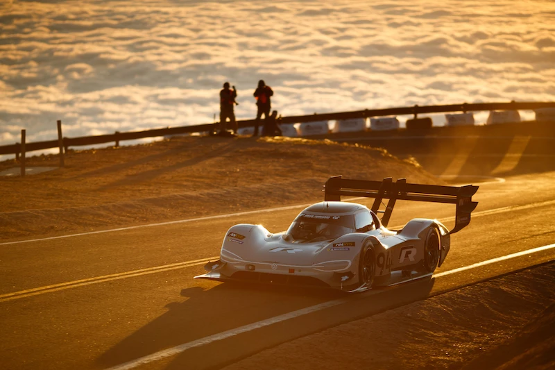 I.D R Pikes Peak bije rekord trasy - 41.