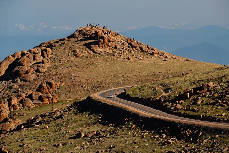 I.D R Pikes Peak bije rekord trasy - 44.