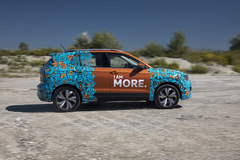 Volkswagen T-Cross w kamuflażu - 131.