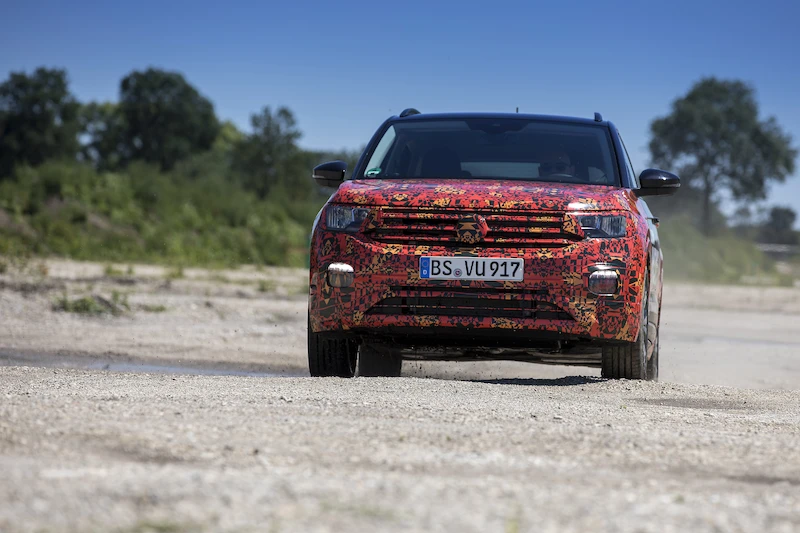 Volkswagen T-Cross w kamuflażu - 23.