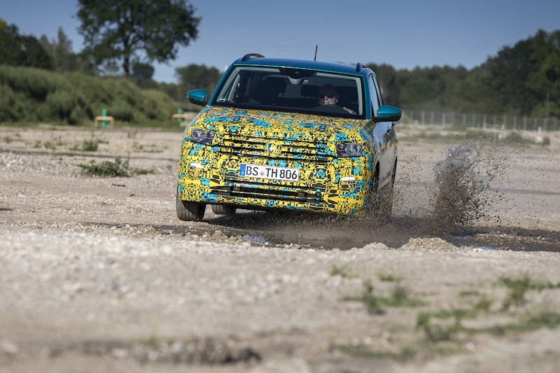 Volkswagen T-Cross w kamuflażu - 132.