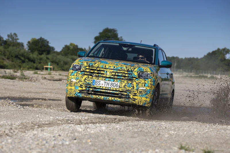 Volkswagen T-Cross w kamuflażu - 30.