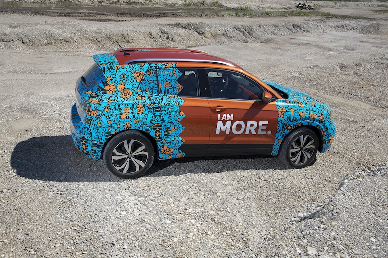 Volkswagen T-Cross w kamuflażu - 33.