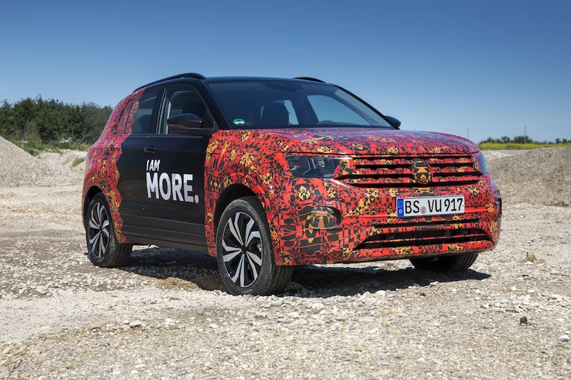 Volkswagen T-Cross w kamuflażu - 38.