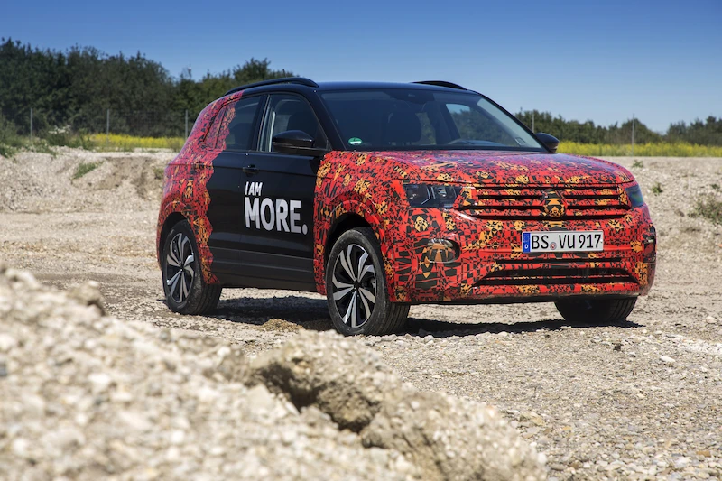 Volkswagen T-Cross w kamuflażu - 39.