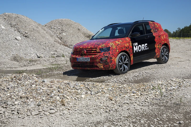 Volkswagen T-Cross w kamuflażu - 40.