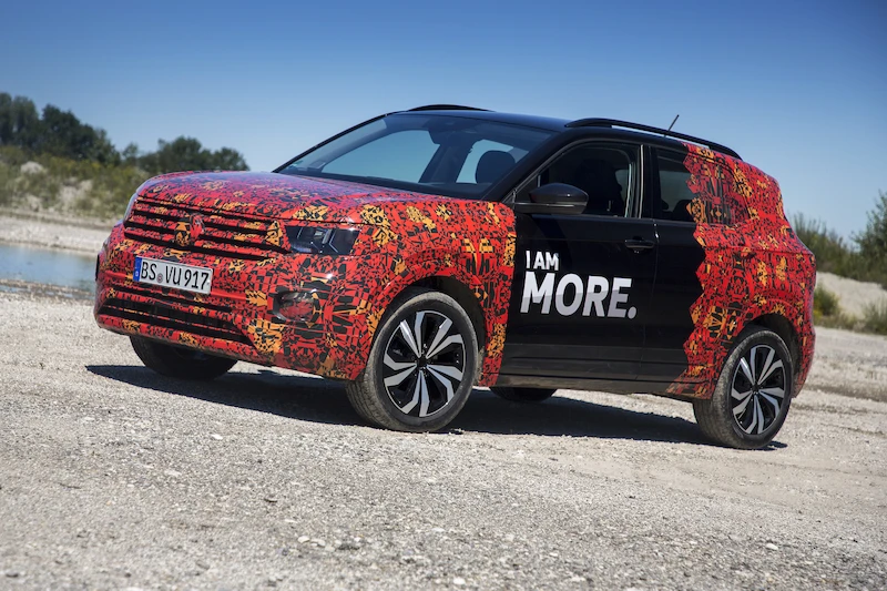 Volkswagen T-Cross w kamuflażu - 43.