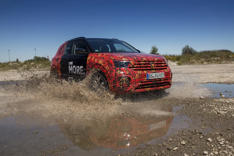 Volkswagen T-Cross w kamuflażu - 136.