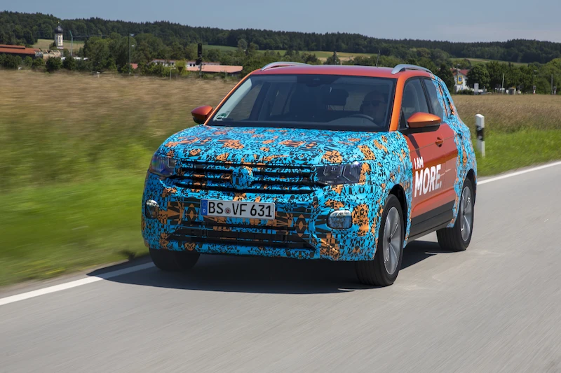 Volkswagen T-Cross w kamuflażu - 50.