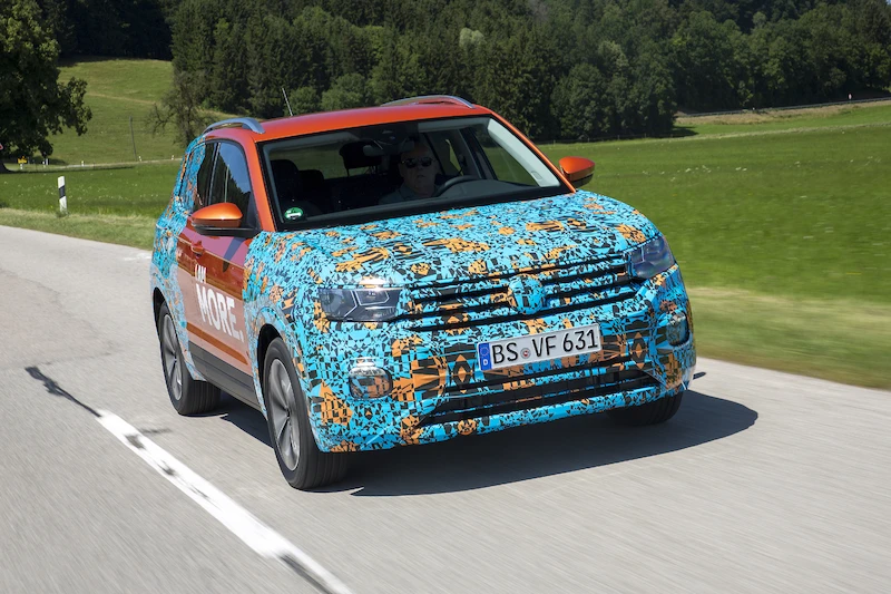 Volkswagen T-Cross w kamuflażu - 60.