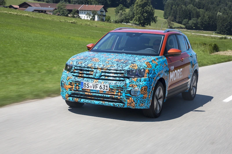 Volkswagen T-Cross w kamuflażu - 138.