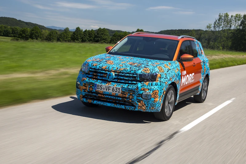 Volkswagen T-Cross w kamuflażu - 62.