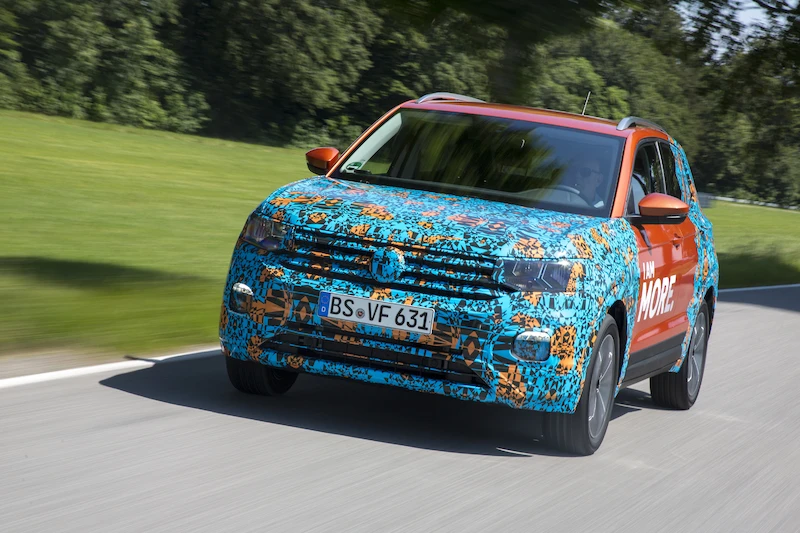 Volkswagen T-Cross w kamuflażu - 69.