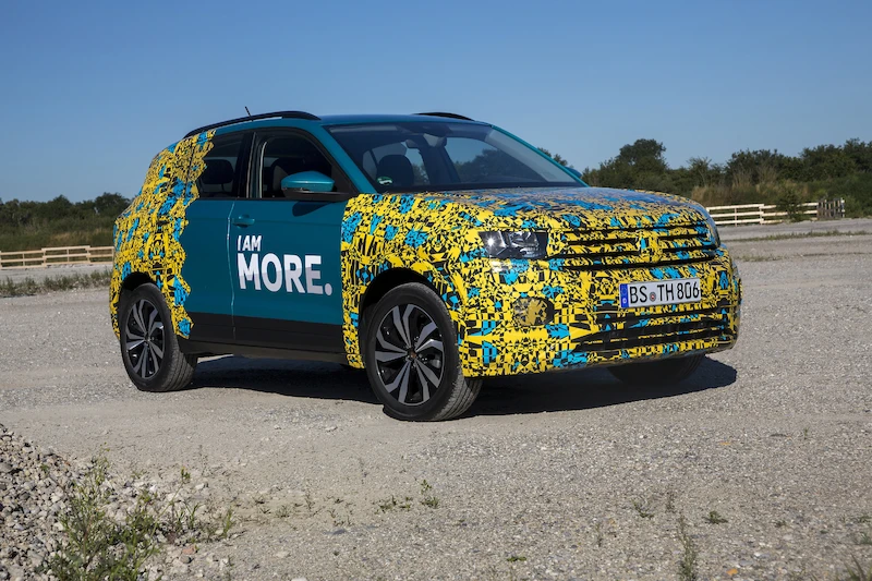 Volkswagen T-Cross w kamuflażu - 81.
