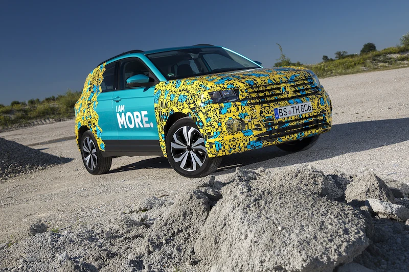 Volkswagen T-Cross w kamuflażu - 88.