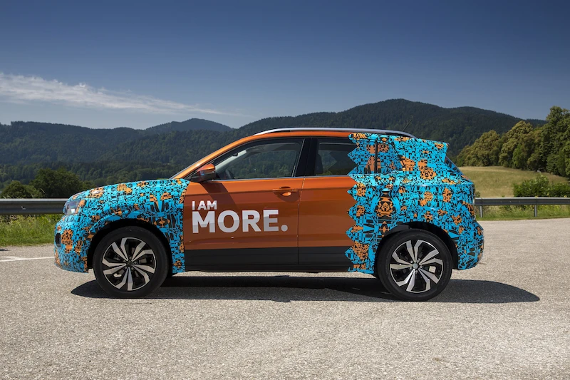Volkswagen T-Cross w kamuflażu - 109.