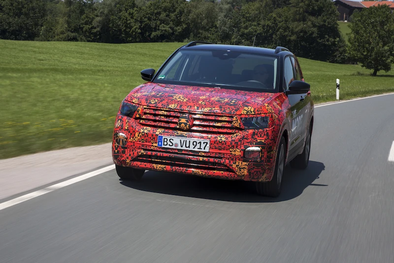 Volkswagen T-Cross w kamuflażu - 122.