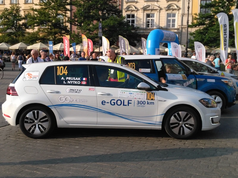 Volkswagen Golf wygrywa w Rajdzie Polski Nowych energii - 1.