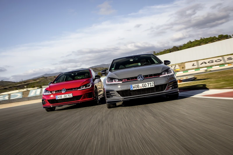 Golf z genami auta wyścigowego: Volkswagen rozpoczął sprzedaż Golfa GTI TCR - 34.
