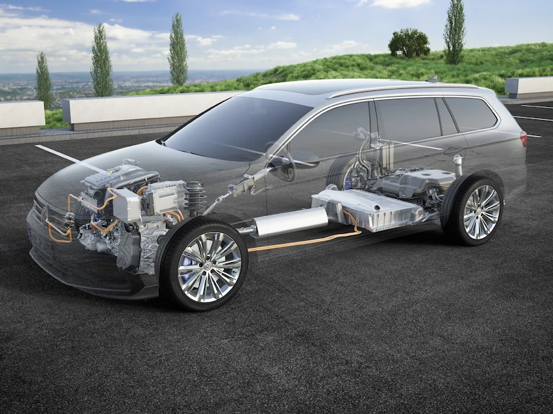 Premiera podczas Salonu Genewskiego: Nowy Passat* jako pierwszy Volkswagen będzie mógł poruszać się częściowo automatycznie przy wyższych prędkościach - 5.