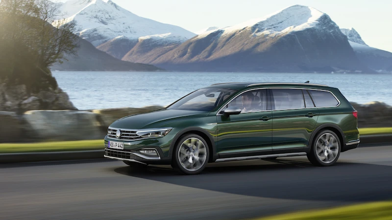 Premiera podczas Salonu Genewskiego: Nowy Passat* jako pierwszy Volkswagen będzie mógł poruszać się częściowo automatycznie przy wyższych prędkościach - 19.
