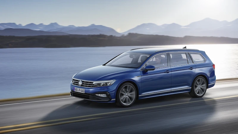 Premiera podczas Salonu Genewskiego: Nowy Passat* jako pierwszy Volkswagen będzie mógł poruszać się częściowo automatycznie przy wyższych prędkościach - 48.