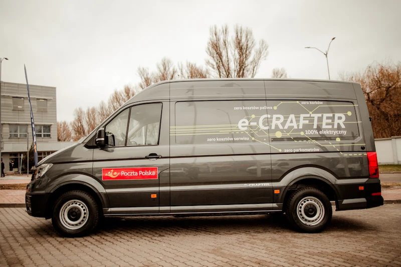 Elektryczny Volkswagen e-Crafter testowany przez pracowników Poczty Polskiej - 6.