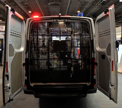 W tym roku Volkswagen Samochody Użytkowe dostarczy dla Policji 391 pojazdów w zabudowie policyjnej