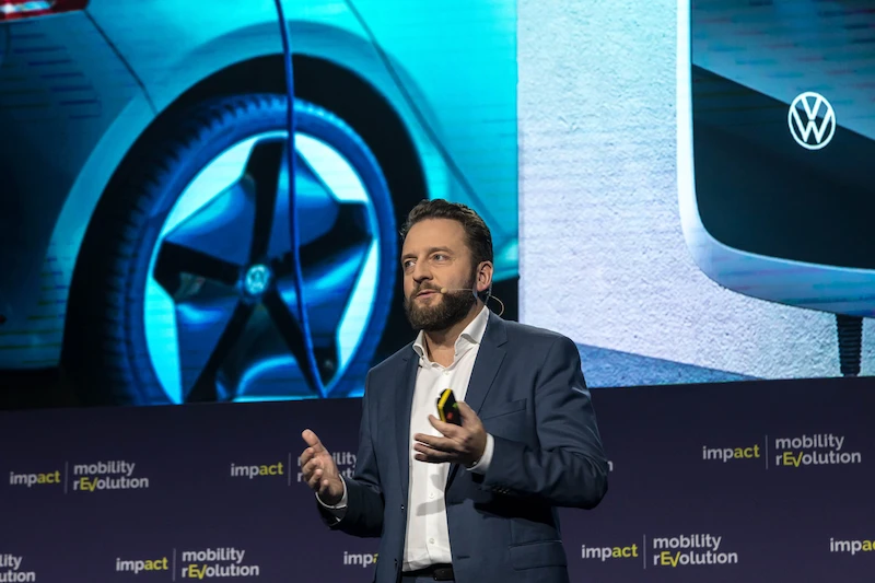„Grupa Volkswagen od 2016 roku wdraża najbardziej kompleksową inicjatywę elektryfikacji w globalnym przemyśle motoryzacyjnym” - 11.