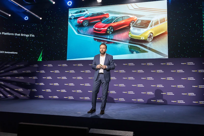 „Grupa Volkswagen od 2016 roku wdraża najbardziej kompleksową inicjatywę elektryfikacji w globalnym przemyśle motoryzacyjnym” - 3.