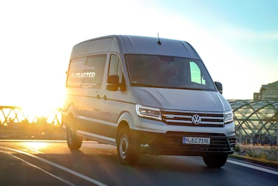 Volkswagen e-Crafter z tytułem „Dostawczego Samochodu Ekologicznego Roku”