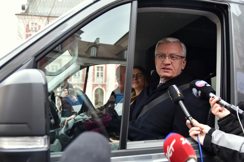 Miasto Poznań testuje elektryczne samochody marki Volkswagen Samochody Dostawcze - 5.