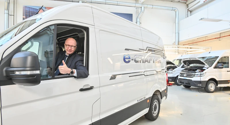 Volkswagen Samochody Dostawcze dostarczy 420 e-Crafterów francuskiej firmie Chronopost specjalizującej się w logistyce miejskiej - 4.