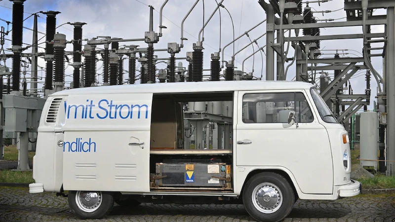 Powrót do przyszłości: Volkswagen Samochody Dostawcze, na wystawie Techno Classica prezentuje pioniera mobilności elektrycznej - 6.