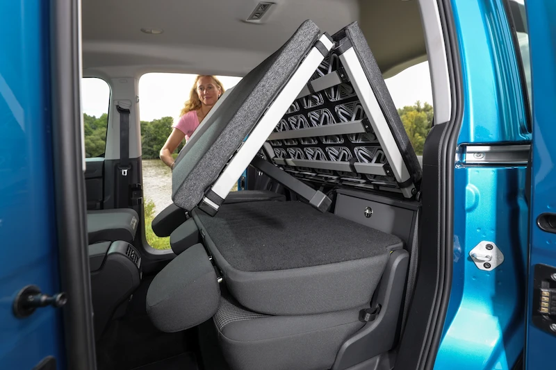 Z linii produkcyjnych Volkswagen Poznań zjechały pierwsze egzemplarze modelu Caddy California - 13.