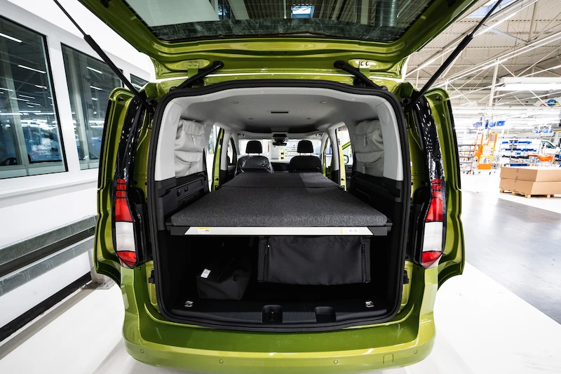 Z linii produkcyjnych Volkswagen Poznań zjechały pierwsze egzemplarze modelu Caddy California - 4.