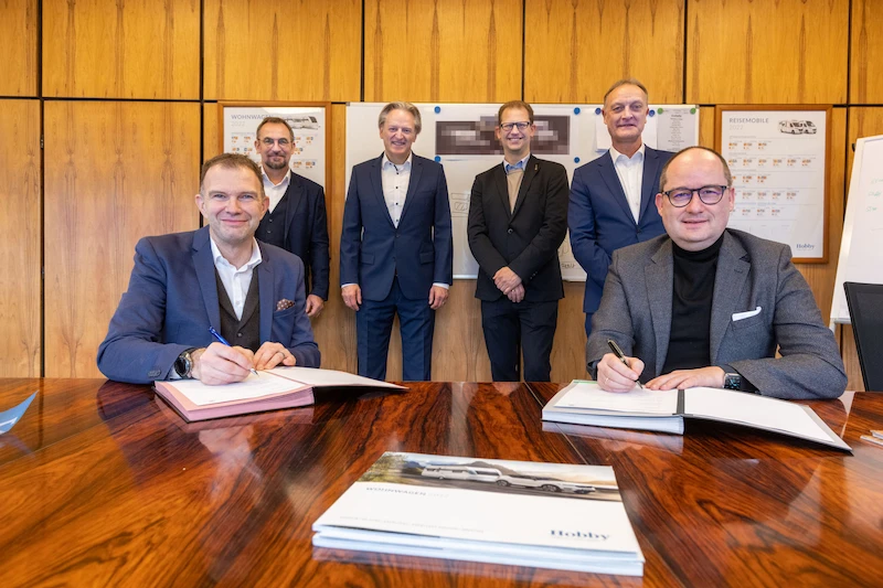 Volkswagen Samochody Dostawcze i firma HOBBY specjalizująca się w zabudowach samochodów kempingowych nawiązują perspektywiczną współpracę - 3.