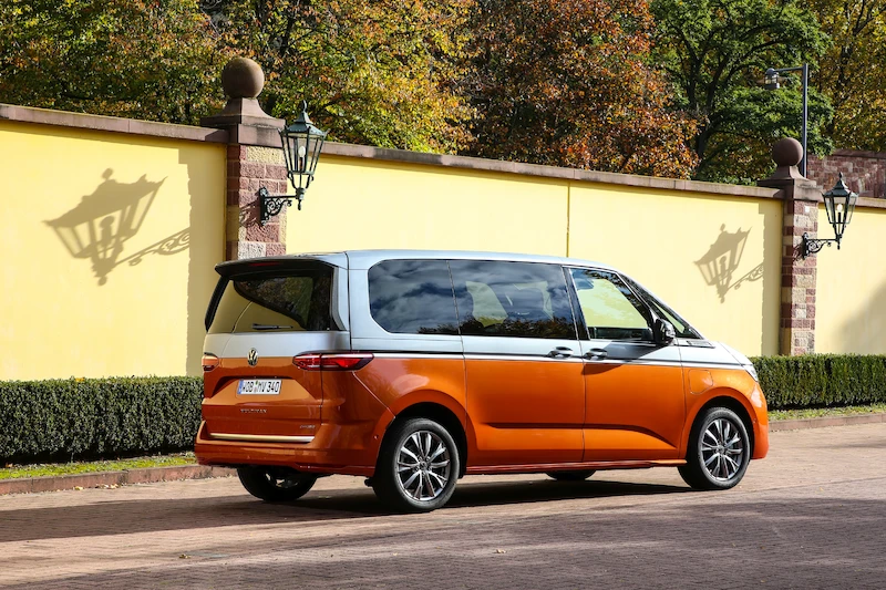 Multivan 6.1 czy nowy Multivan? Oferta marki Volkswagen Samochody Dostawcze - 3.