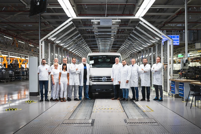 W fabryce we Wrześni rozpoczęła się produkcja nowego Volkswagena Craftera - 1.