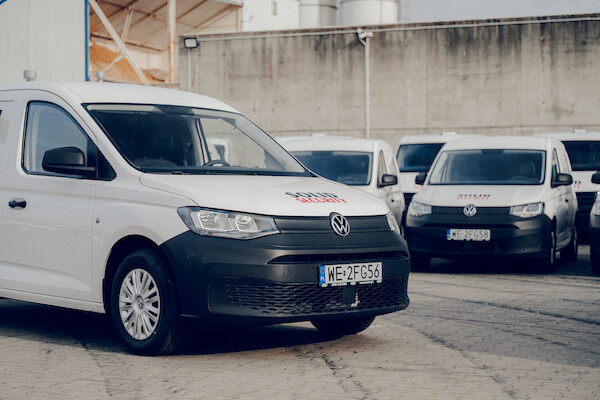 Volkswageny Caddy i Volkswageny Craftery w wersji bankowóz wzbogacają flotę firmy Solid