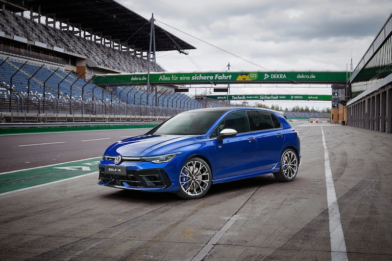 Volkswagen podsumowuje rok 2025. Czas premier i przygotowań do elektrycznej ofensywy - 3.