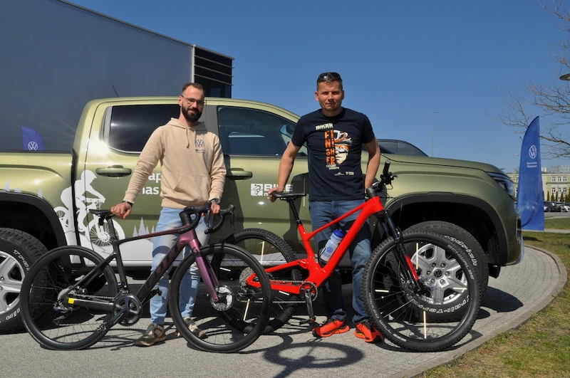 „Dostawczaki” z 4MOTION na górskich szlakach. Wszechstronne modele wspierają Bike Maraton - 5.