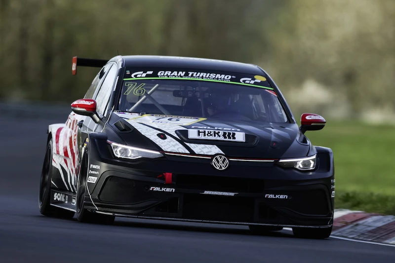 Volkswagen świętuje 50-lecie GTI. Światowa premiera elektrycznego ID. Polo GTI podczas wyścigu 24h Nürburgring - 9.