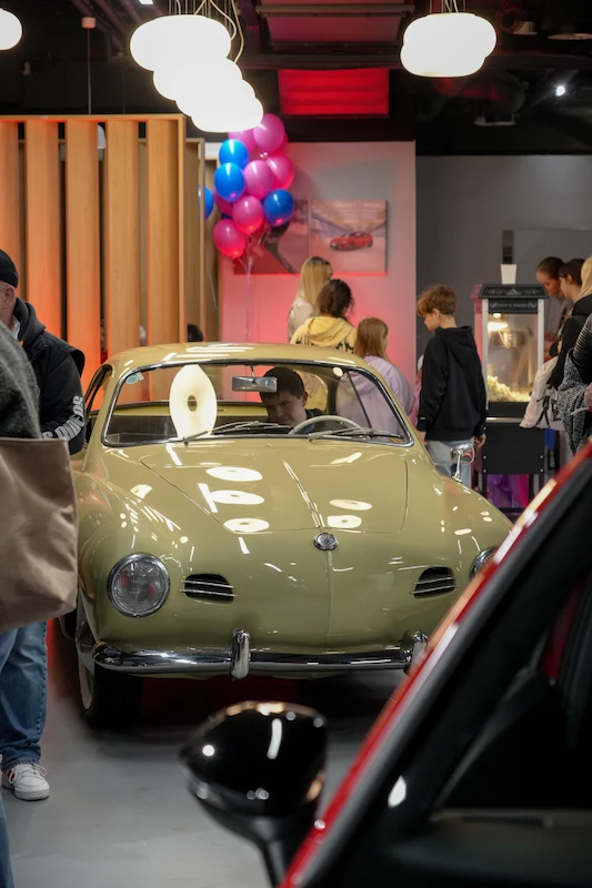 Volkswagen Home sercem obchodów 50-lecia GTI w Warszawie. Klasyki z Wolfsburga bohaterami wyjątkowej nocy - 2.