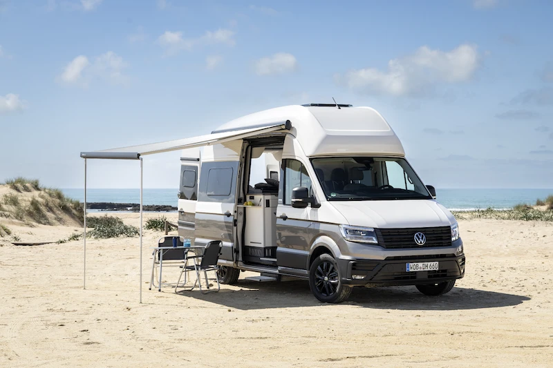 Wolność pachnąca benzyną i jodem. Volkswagen i surfingowa energia Hel Riders 2026 - 4.
