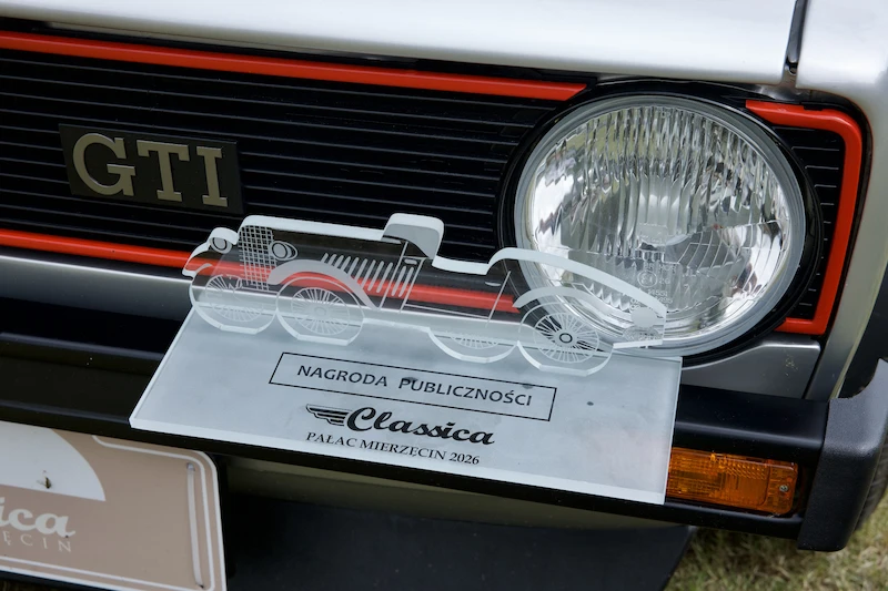 Legenda spotyka się z historią. Golf GTI pierwszej generacji z platynowym certyfikatem FIVA i nagrodą publiczności na Classica Mierzęcin 2026 - 2.